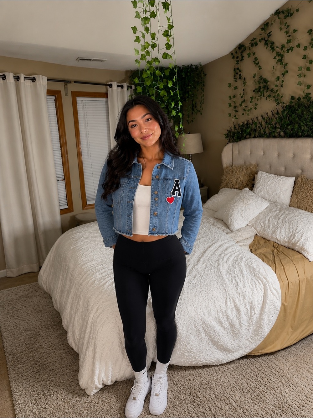 💙 Cropped Distressed Denim Jacket w/ Patches | Y2K Preppy Jean Jacket